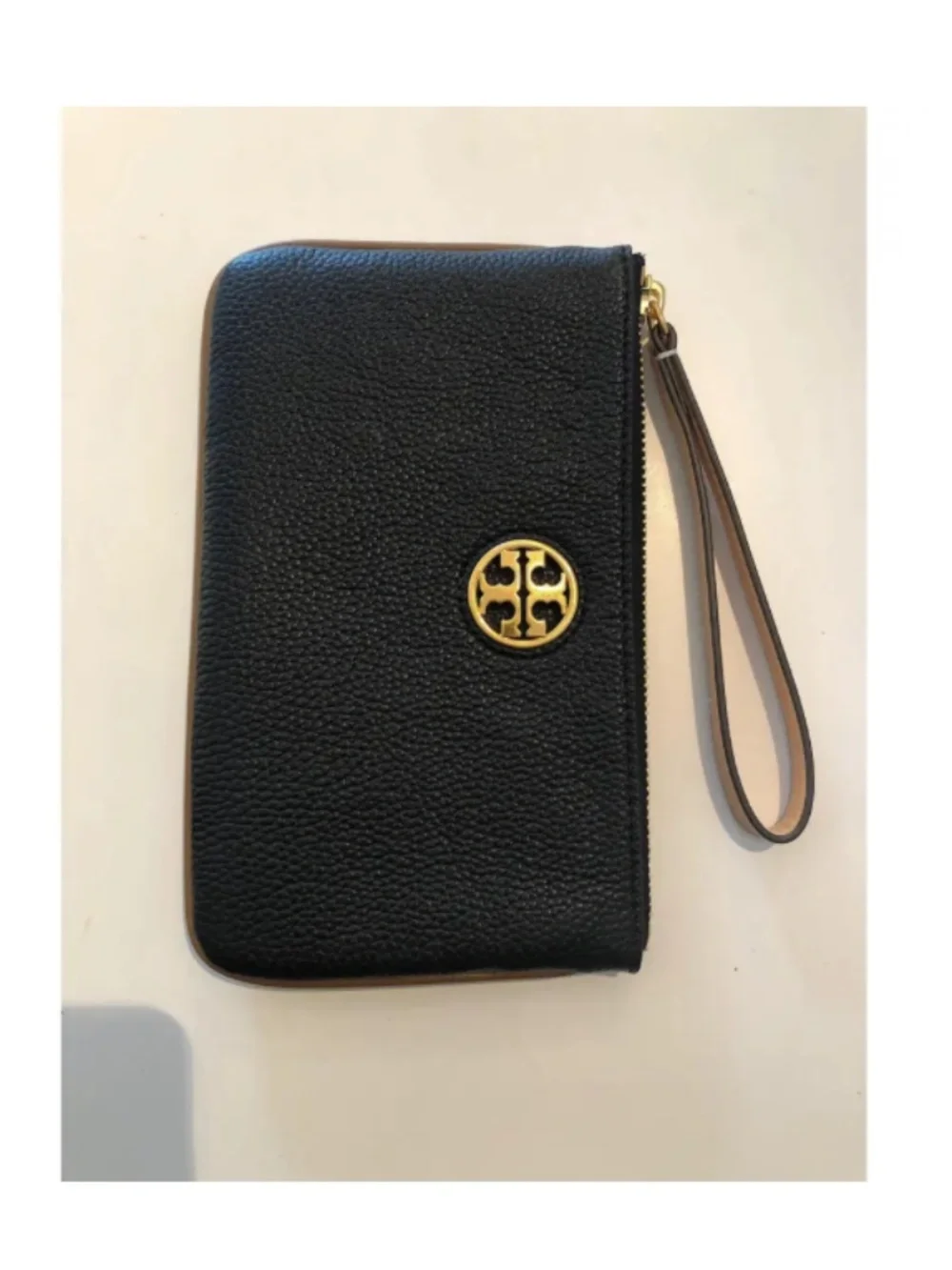 Tory Burch Carson Black with brown details   Wristlet